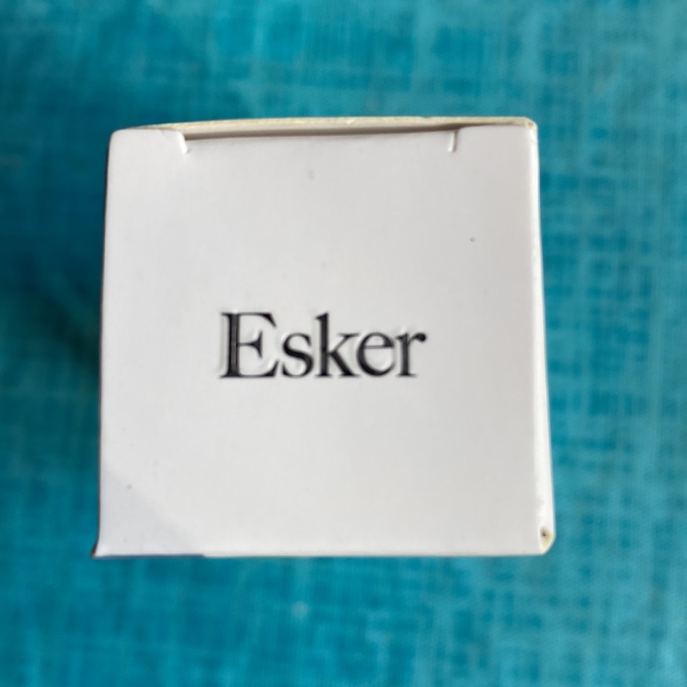 Esker Firming and softening oil blend - Picture 3 of 5